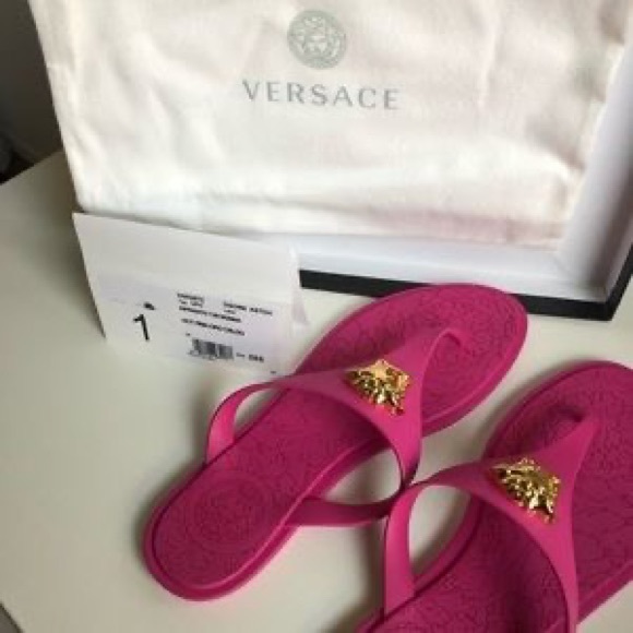 versace thong sandals - Picture 4 of 8